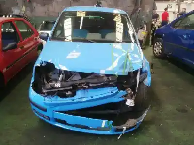 Veicolo di demolizione FIAT PANDA (169) 1.2 8V Dynamic dell'anno 2005 alimentato 188A4000