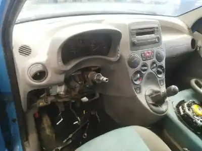 Sloopvoertuig fiat panda (169) 1.2 8v dynamic van het jaar 2005 aangedreven 188a4000