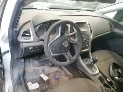 Scrapping Vehicle opel astra j (p10) 1.7 cdti (68) of the year 2011 powered a17dtr