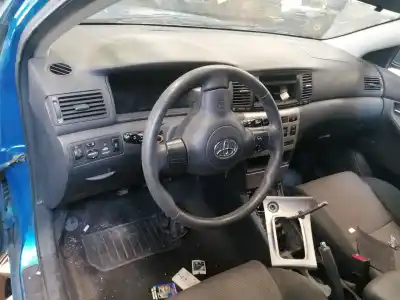 Veículo de Sucata toyota corolla (_e12_) 1.4 d (nde120_) do ano 2006 alimentado 1ndtv