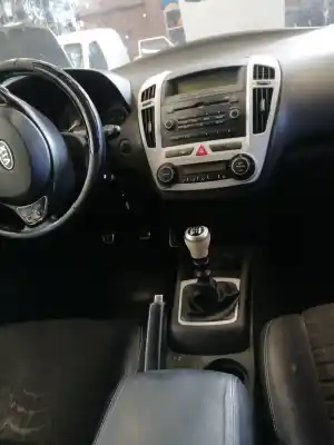 Scrapping Vehicle kia cee´d emotion of the year 2009 powered d4eaf