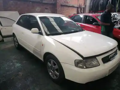 Veicolo di demolizione audi a3 (8l) 1.9 tdi dell'anno 1997 alimentato ahf