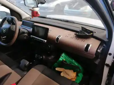 Veicolo di demolizione citroen c4 cactus shine dell'anno 2014 alimentato 9hp