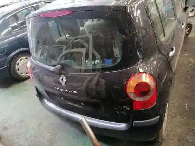 Veicolo di demolizione renault modus luxe privilege dell'anno 2006 alimentato k9k760