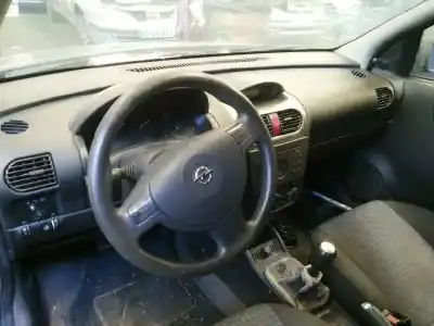 Veicolo di demolizione opel corsa c 1.7 16v cdti dell'anno 2003 alimentato z17dth