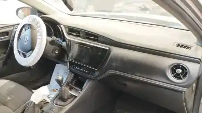 Scrapping Vehicle toyota auris (_e15_) 1.4 d-4d (nde150_) of the year 2015 powered 1ndtv