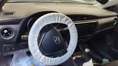 Scrapping Vehicle toyota auris (_e15_) 1.4 d-4d (nde150_) of the year 2015 powered 1ndtv