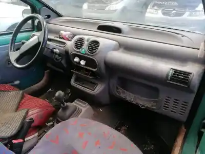 Veículo de Sucata renault twingo (co6) 1.3 (c063/64) do ano 1994 alimentado c3g