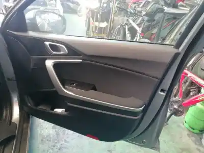 Veicolo di demolizione kia xceed 1.0 tgdi cat dell'anno 2022 alimentato 