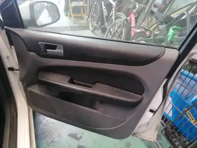 Veicolo di demolizione ford focus lim. (cb4) 1.6 tdci cat dell'anno 2010 alimentato 