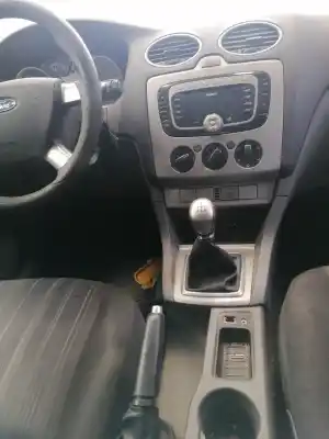 Veicolo di demolizione ford focus lim. (cb4) 1.6 tdci cat dell'anno 2010 alimentato 