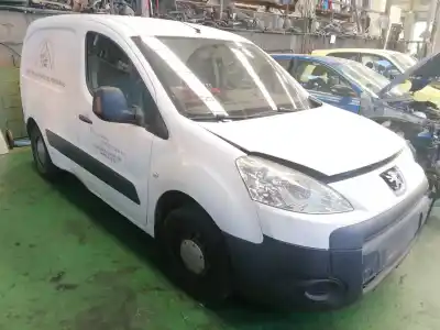 Veículo de Sucata peugeot partner tepee 1.6 hdi / bluehdi 75 do ano 2008 alimentado 9ht