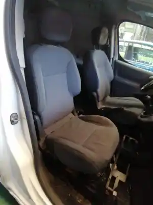 Veículo de Sucata peugeot partner tepee 1.6 hdi / bluehdi 75 do ano 2008 alimentado 9ht