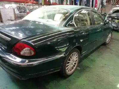 Veicolo di demolizione jaguar x-type i (x400) 2.2 d dell'anno 2006 alimentato bg
