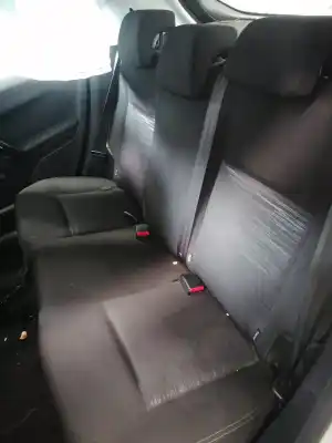 Veículo de Sucata peugeot 208 access do ano 2013 alimentado 8hr