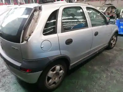 Veículo de Sucata opel corsa c (x01) 1.7 dti (f08 f68) do ano 2002 alimentado y17dt
