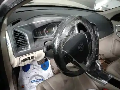 Veículo de Sucata volvo xc60 2.0 diesel d4 do ano 2014 alimentado d4204t5