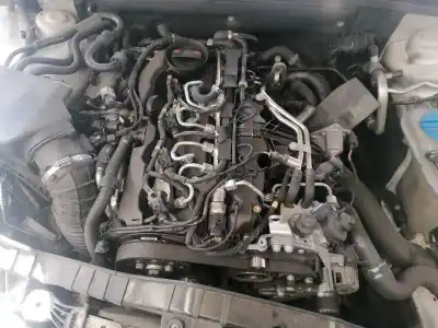 Veicolo di demolizione audi a4 berlina (b8) básico dell'anno 2012 alimentato cjca