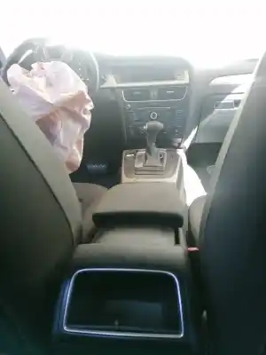 Veicolo di demolizione audi a4 berlina (b8) básico dell'anno 2012 alimentato cjca