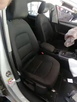 Veicolo di demolizione audi a4 berlina (b8) básico dell'anno 2012 alimentato cjca