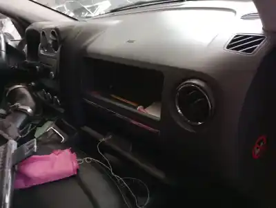 Veicolo di demolizione jeep compass limited 4x4 dell'anno 2011 alimentato om 651.925