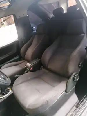 Veicolo di demolizione land rover freelander 2.0 td4 cat dell'anno 2004 alimentato 204d3