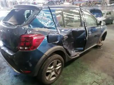 Veicolo di demolizione dacia sandero stepway dell'anno 2017 alimentato h4b 410