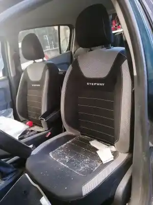 Veicolo di demolizione dacia sandero stepway dell'anno 2017 alimentato h4b 410