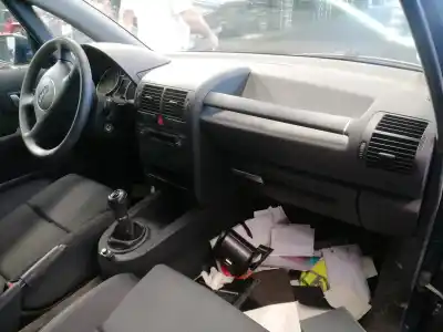 Verschrottungsfahrzeug audi a2 (8z) 1.6 fsi des jahres 2005 angetrieben bad