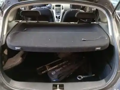 Scrapping Vehicle opel astra j (p10) 1.7 cdti (68) of the year 2010 powered a17dtj