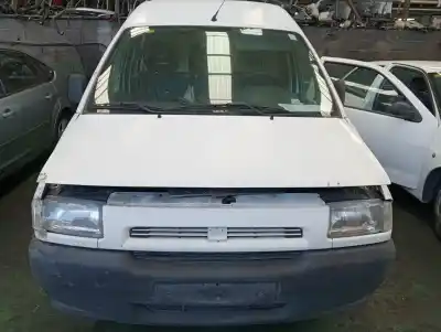 Veículo de Sucata CITROEN JUMPY 2.0 HDi CAT (RHX / DW10BTED) do ano 2001 alimentado RHX