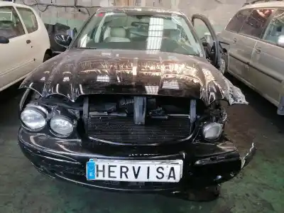 Veículo de Sucata JAGUAR X-TYPE 2.1 V6 24V CAT do ano 2002 alimentado YB