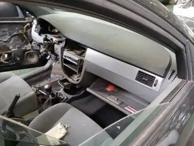 Veículo de Sucata chevrolet lacetti sx do ano 2005 alimentado f16d3