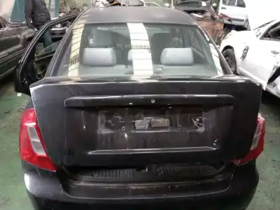 Veículo de Sucata chevrolet lacetti sx do ano 2005 alimentado f16d3