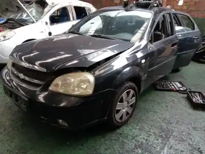 Veículo de Sucata chevrolet lacetti sx do ano 2005 alimentado f16d3