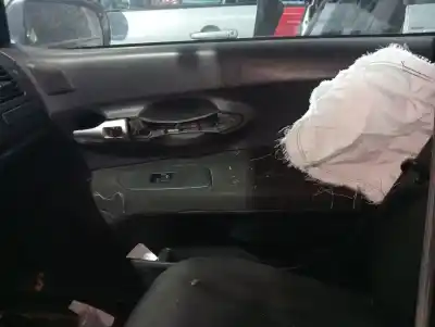 Veículo de Sucata toyota auris (_e15_) 1.4 d-4d (nde150_) do ano 2010 alimentado 1ndtv