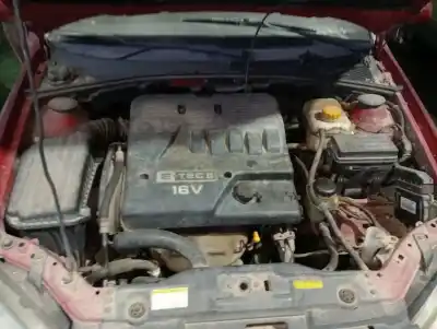 Veículo de Sucata chevrolet lacetti cdx do ano 2006 alimentado f16d3