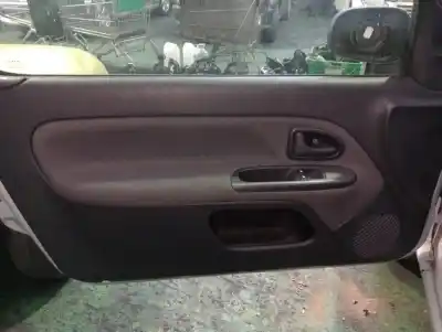 Здавання транспортного засобу renault clio ii fase ii (b/cb0) 1.2 року 2004 потужний d7f726