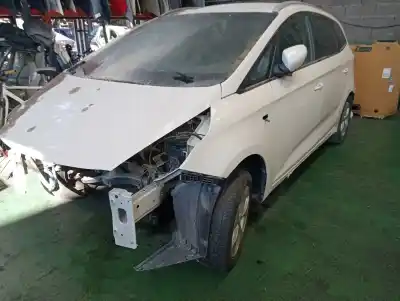 Veículo de Sucata kia carens ( ) 1.7 crdi cat do ano 2015 alimentado d4fd