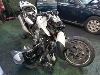 Véhicule à la ferraille bmw k 1600 gt/gtl k 1600 gtl de l'année 2012 alimenté 