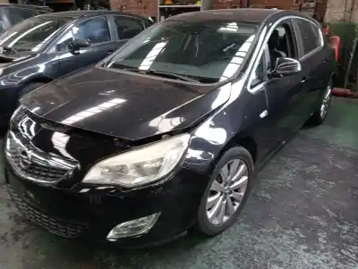 Scrapping Vehicle opel astra j (p10) 1.7 cdti (68) of the year 2010 powered a17dtr