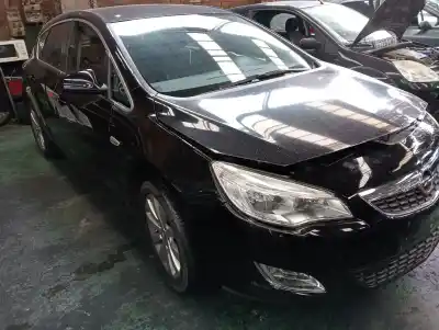 Scrapping Vehicle opel astra j (p10) 1.7 cdti (68) of the year 2010 powered a17dtr