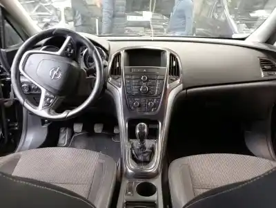 Scrapping Vehicle opel astra j (p10) 1.7 cdti (68) of the year 2010 powered a17dtr