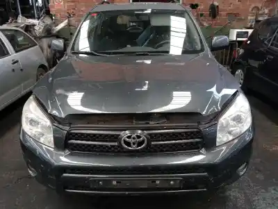 Vehicul casat TOYOTA RAV 4 (A3) 2.2 Turbodiesel CAT al anului 2006 alimentat 2ADFTV