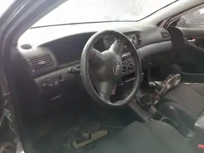 Veículo de Sucata toyota corolla (_e12_) 1.4 d (nde120_) do ano 2005 alimentado 1ndtv