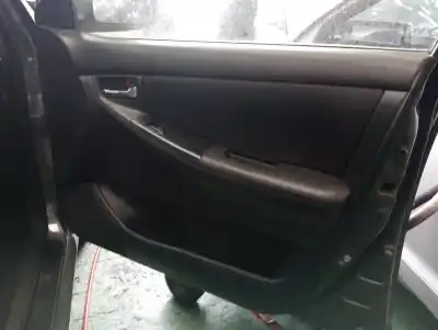 Veículo de Sucata toyota corolla (_e12_) 1.4 d (nde120_) do ano 2005 alimentado 1ndtv