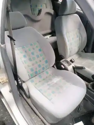 Veículo de Sucata daewoo lanos 1.4 cat do ano 2001 alimentado a13sms