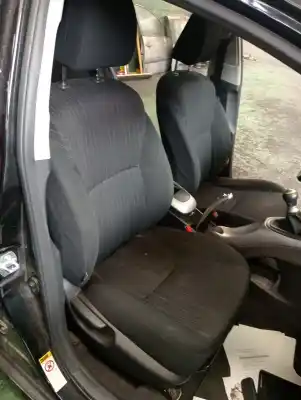 Scrapping Vehicle toyota auris (_e15_) 1.4 d-4d (nde150_) of the year 2008 powered 1ndtv