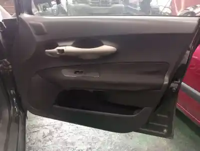 Scrapping Vehicle toyota auris (_e15_) 1.4 d-4d (nde150_) of the year 2008 powered 1ndtv