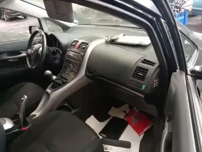 Scrapping Vehicle toyota auris (_e15_) 1.4 d-4d (nde150_) of the year 2008 powered 1ndtv